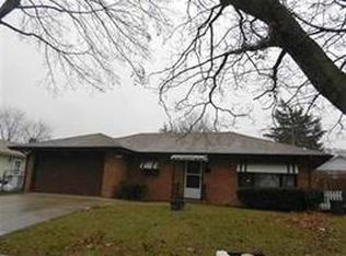 2824 18th St, Rockford, IL 61109