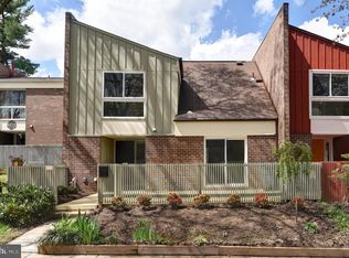 11470 Links Dr, Reston, VA 20190