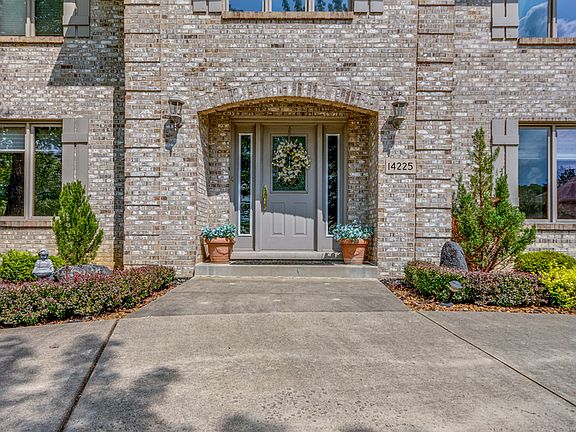 4th image of 14225 Wittington Ct