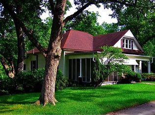 710 Greenwood St, Barnesville, GA