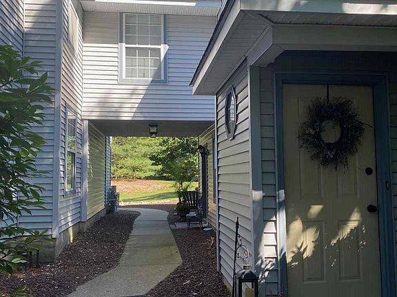 2nd image of 55 Waterview Dr #55
