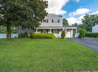 19 Appleman Rd, Somerset, NJ 08873