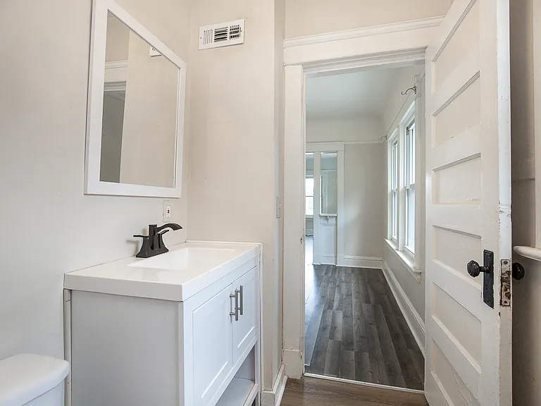 1545 Coutant Ave — Photo 9