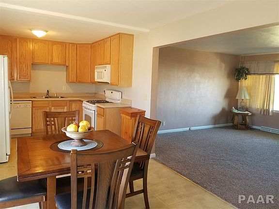 3rd image of 2614 N Renwood Ave