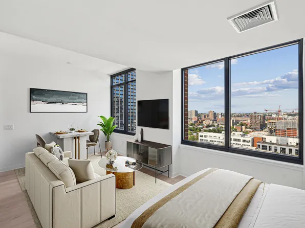 155 Bay Street image 3 of 16