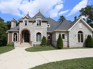 426 55th St, Downers Grove, IL 60515