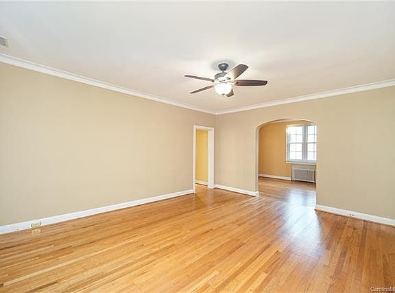 3rd image of 1337 E Morehead St APT 301