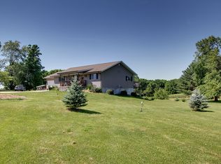 525 Siegfried Ln, Nauvoo, IL 62354