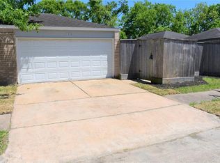 11615 Bowlan Ln, Houston, TX 77035