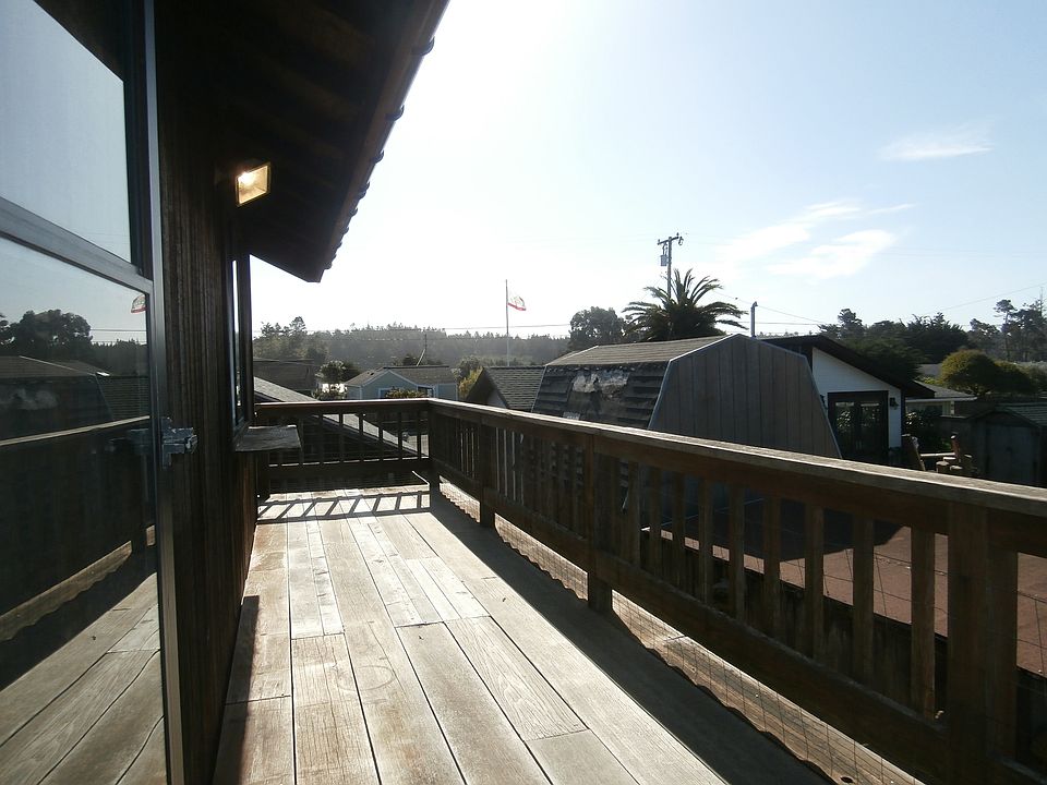 Upstairs Apt. with Deck