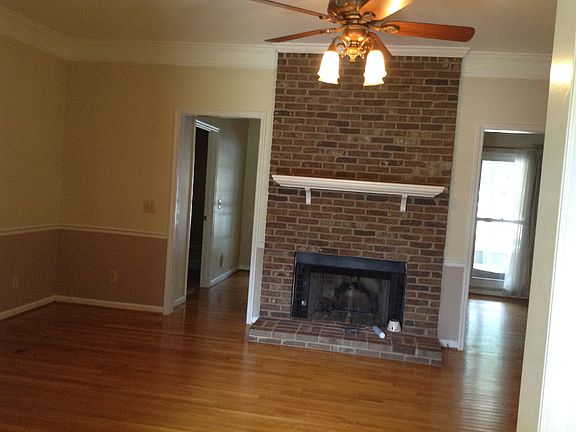 5th image of 3035 Regency Park Dr