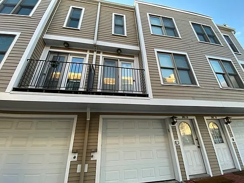 241 Prospect St #3 Photo 1