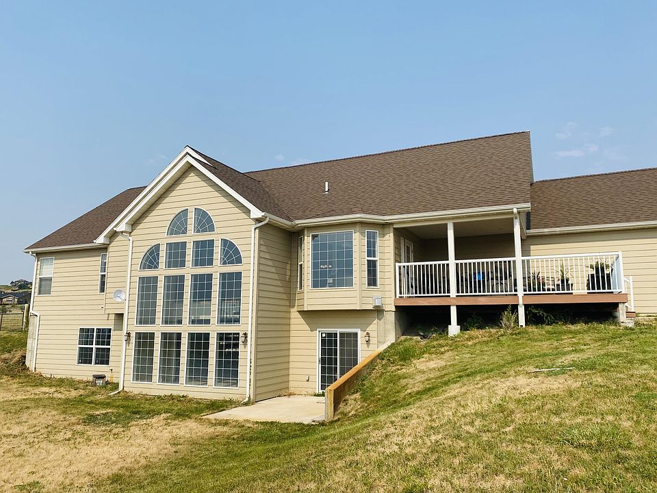 1st image of 5801 Henrys Ln