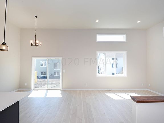 4th image of 2156 Allison Ln
