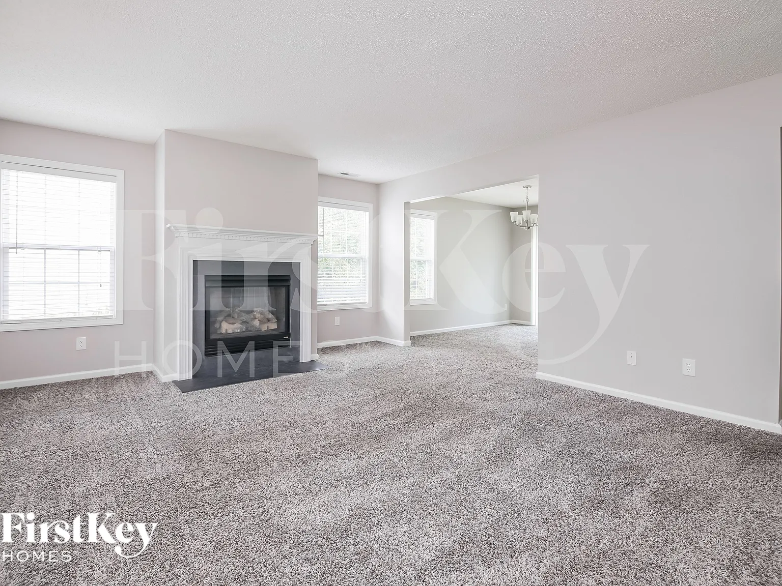3 bed, 2.5 bath, 1620 sqft, $2,270 — Photo 2
