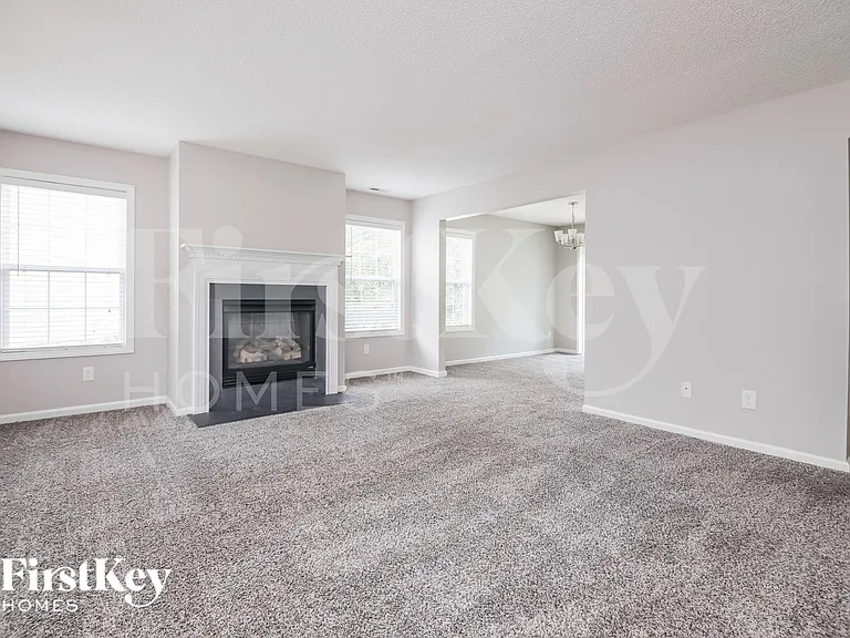 4306 Lady Slipper Ln — Photo 2