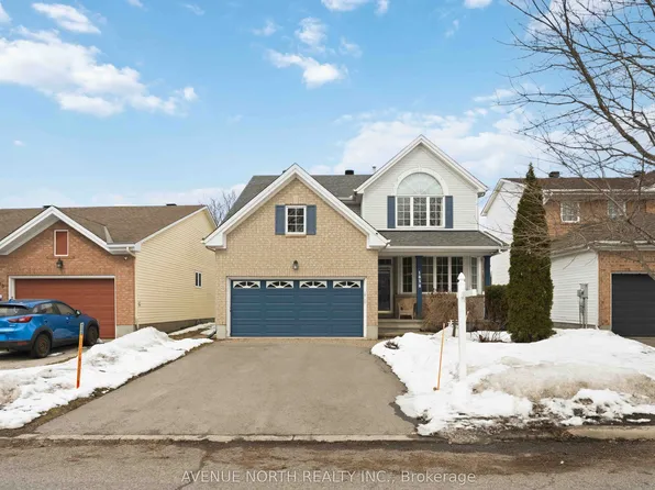 1838 McCallum Dr, Ottawa, ON K4A 3S9