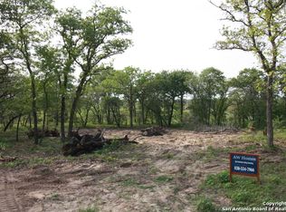 145 Great Oaks Blvd, La Vernia, TX 78121