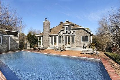 1st image of 15 Maidstone Dr