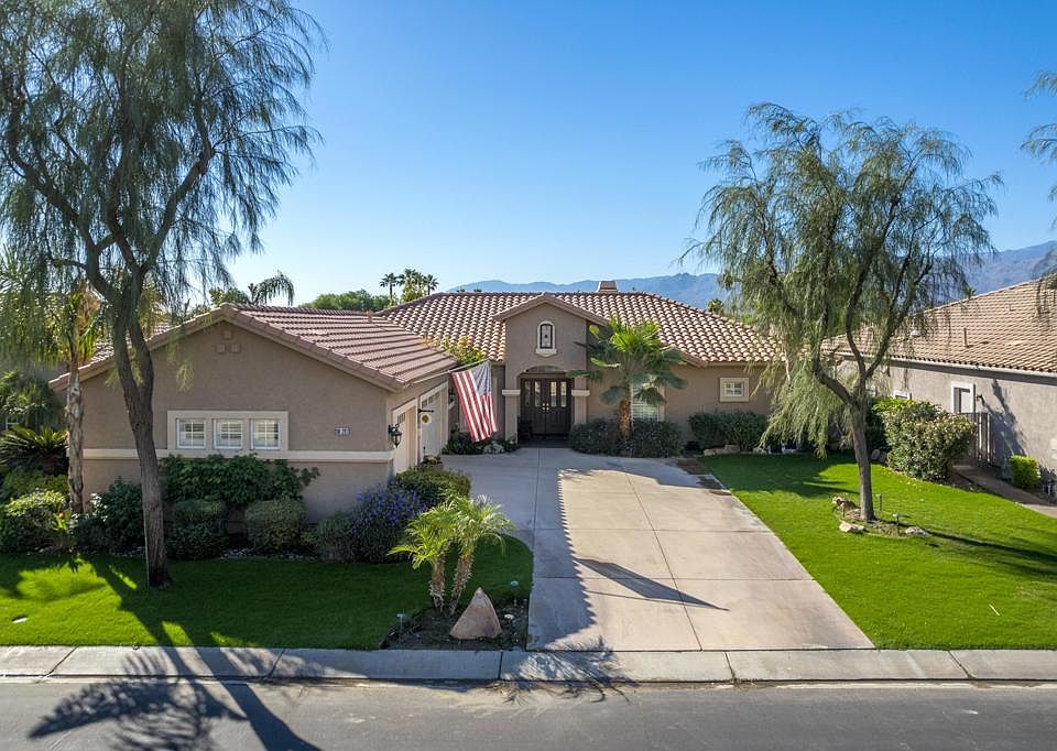 1st image of 80281 Pebble Beach Dr