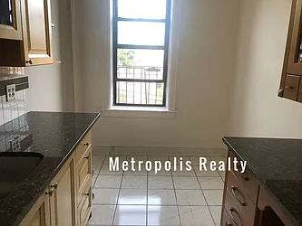 Rented by Metropolis International Realty Inc.
