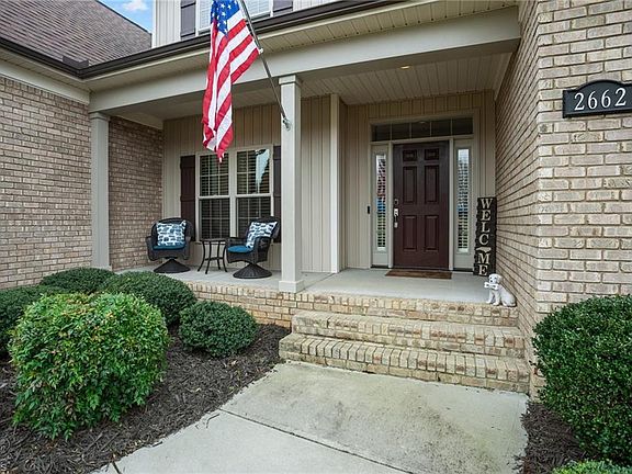 3rd image of 2662 Brooke Meadows Dr