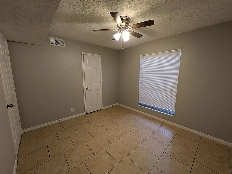 4610 Maddox St — Photo 22