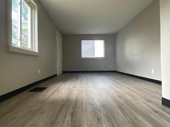 2nd image of 1052 Loretta Ave #1050