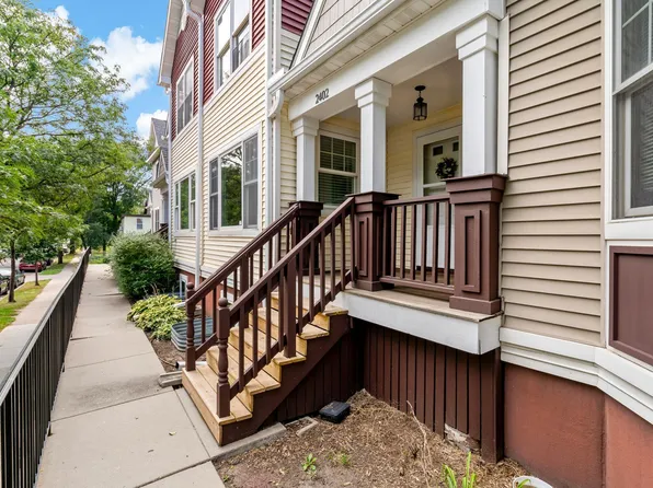 2402 16th Ave S, Minneapolis, MN 55404