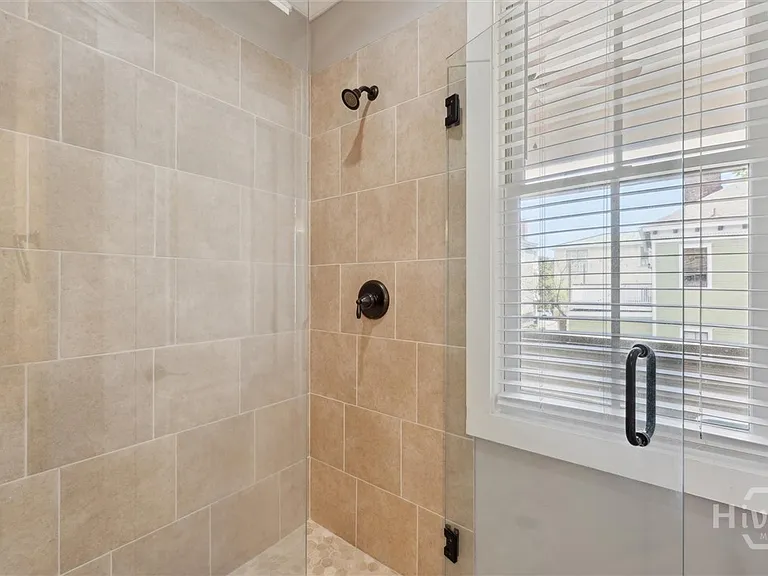 714 Tattnall St — Photo 28