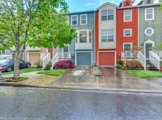 2571 NW 1st Dr, Gresham, OR
