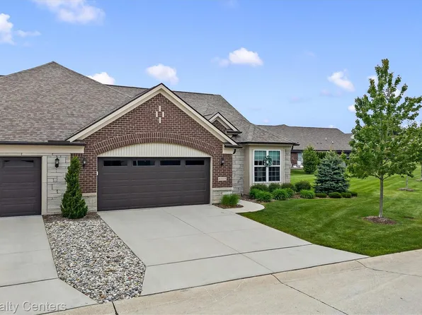 40605 Aster Ct, Clinton Township, MI 48038