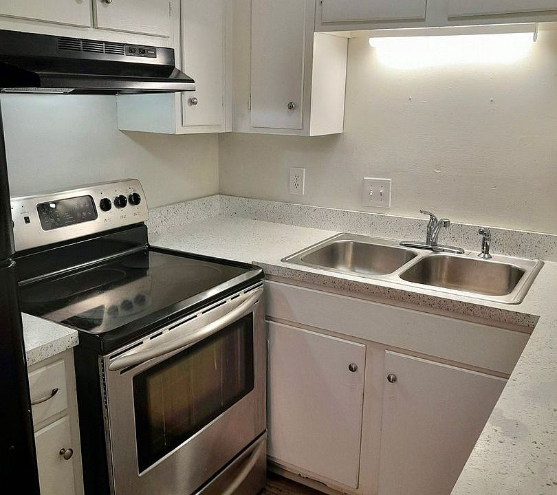 1st image of 3 Meredith Ct #A