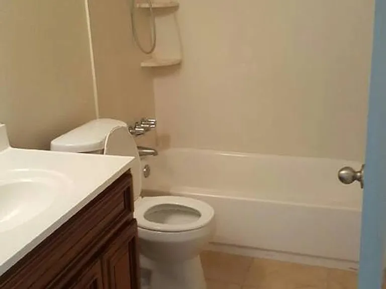 WIllo Heights Apartments — Photo 3