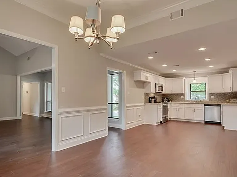 223 Ronstadt Dr — Photo 11