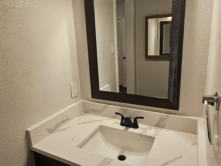 2821 Shady Grove Dr — Photo 14