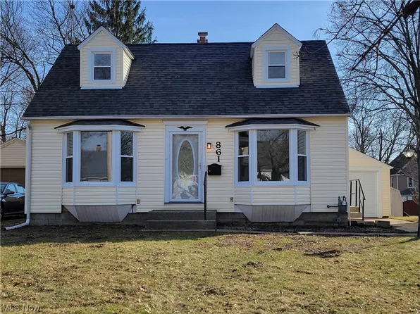 861 E 6th St, Salem, OH 44460