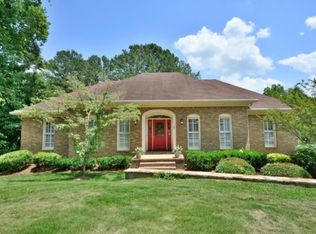 6036 Courtside Dr, Peachtree Corners, GA 30092
