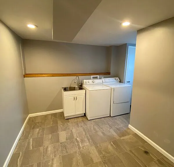 243 Randall Dr — Photo 9
