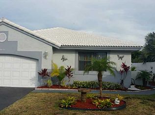14830 Newcastle Ln, Davie, FL 33331