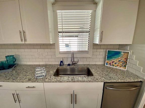 4th image of 10 Santo Ct
