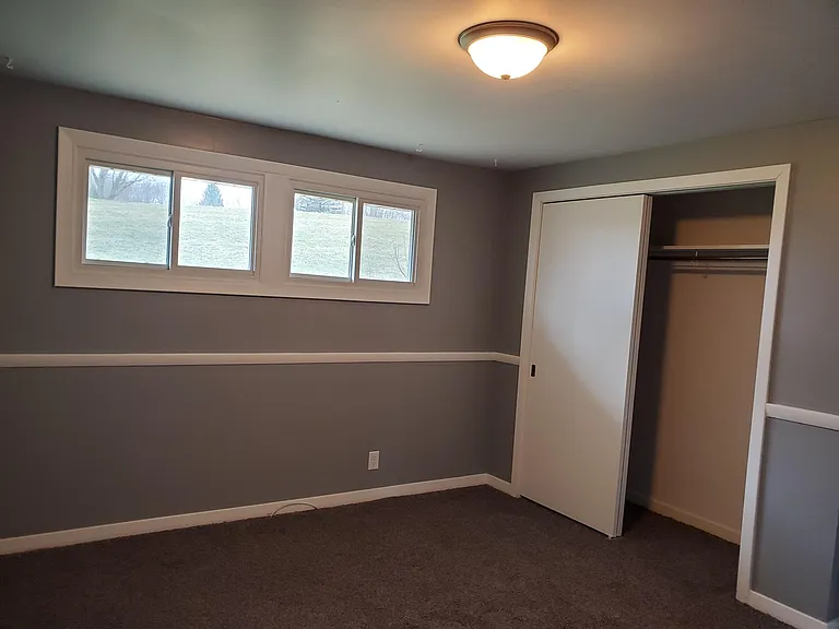 1900 Deerwood Cir SE #B — Photo 5