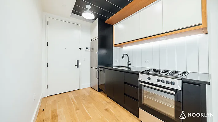 Rented by Nooklyn NYC LLC | media 24