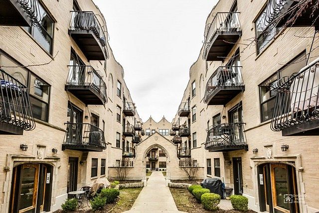 1st image of 4438 N Damen Ave APT 3C