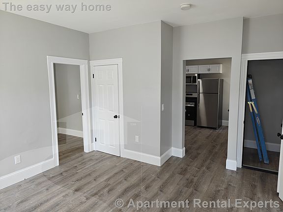 4th image of 108 Highland Ave