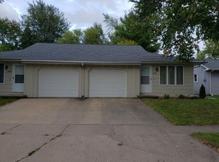 3138 N Lawe St, Appleton, WI 54911