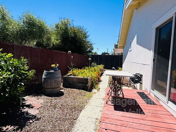 2nd image of 2325 7th Ave