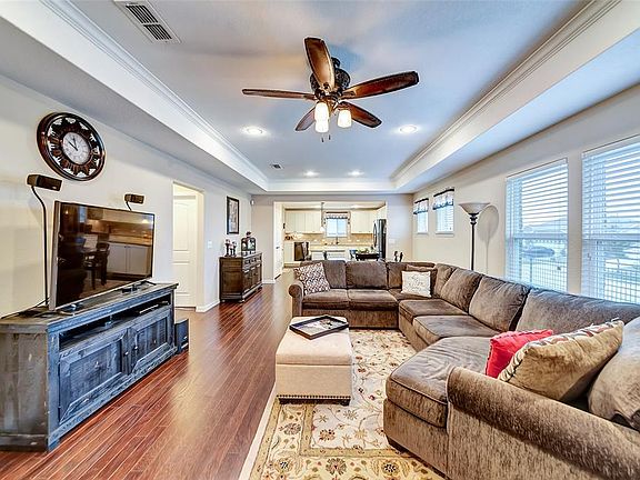 3rd image of 8047 Cool River Dr