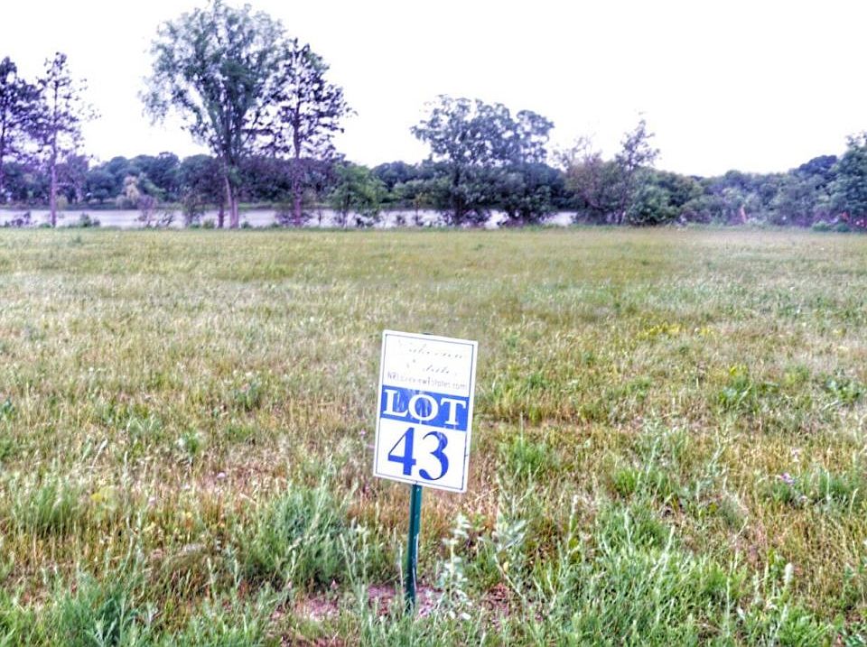1st image of 1020 Hidden Ln