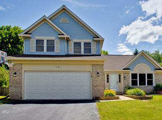 1381 Northgate Dr, Bartlett, IL 60103